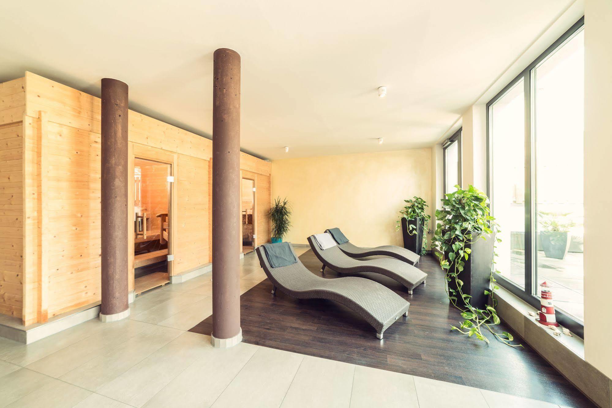 Hotel Zur Krone Гешер Экстерьер фото